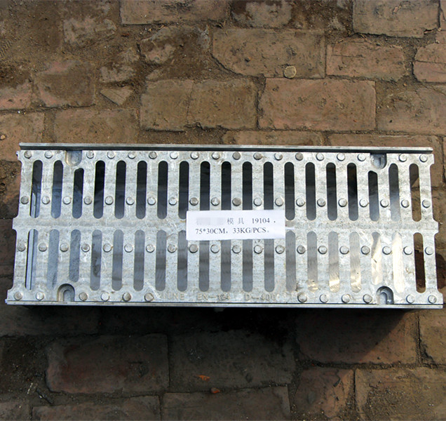 En124 D400 Drainage Gutter Ductile Iron material Product Details