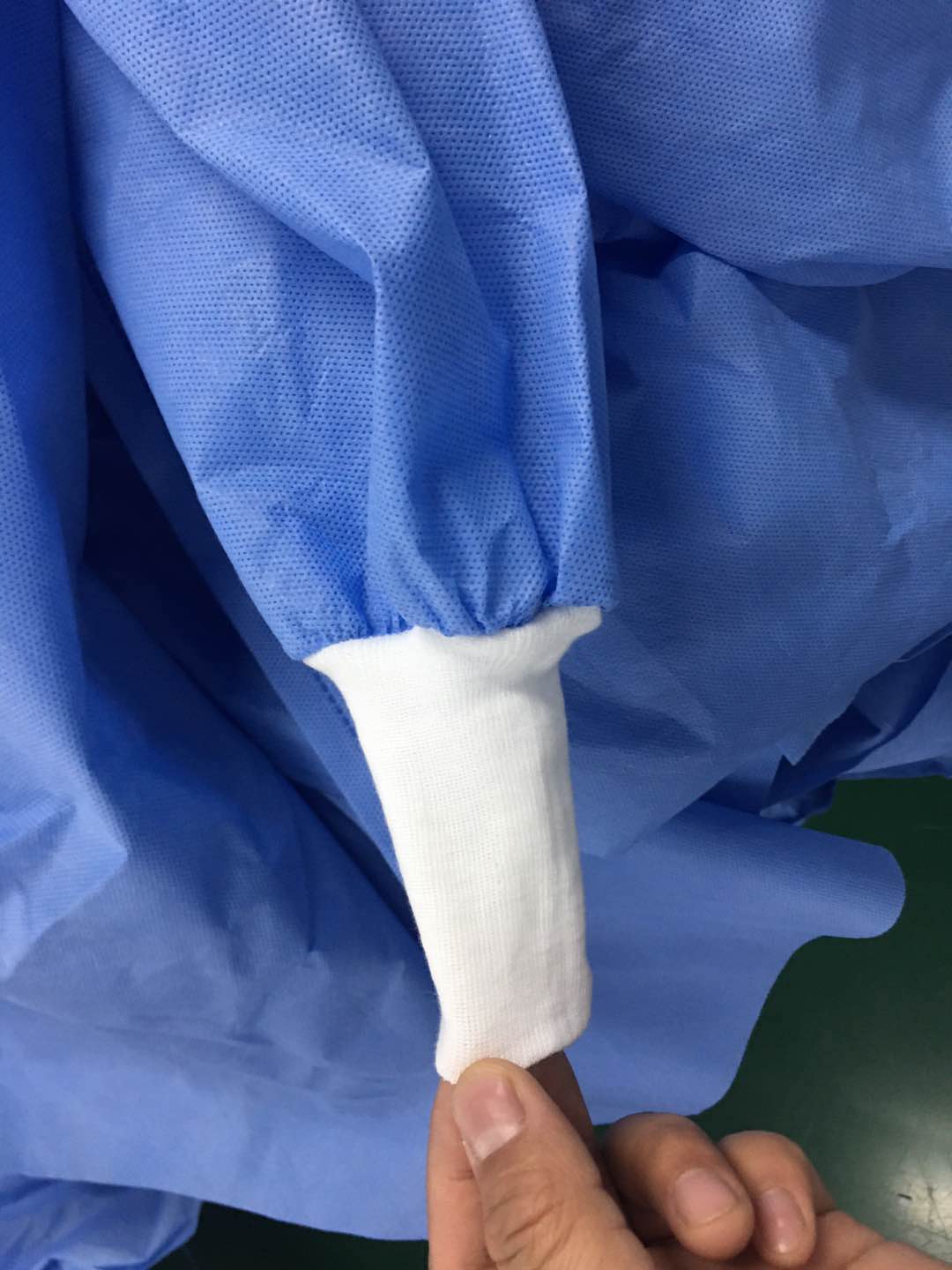 surgical gown (1).jpg