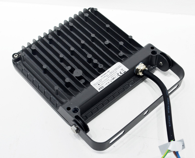 WISE 30W CE 压花 2 800.jpg WISE 30W CE 压花 2 800.jpg