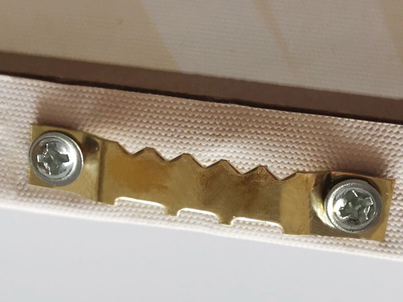 Sawtooth Hanger-Ready to hang