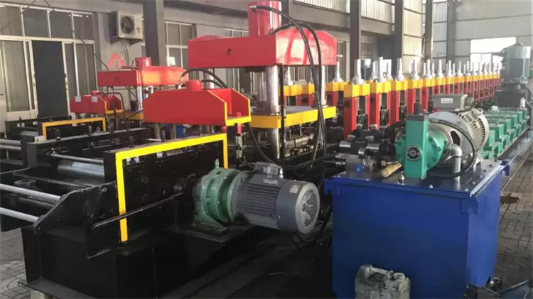 china suppliers galvanized steel 3 wave guardrail machine