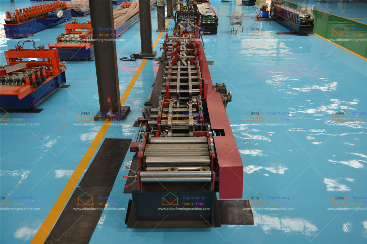 Used by house decoration industry decoration team in the process of building a house CZ steel profile forming machine