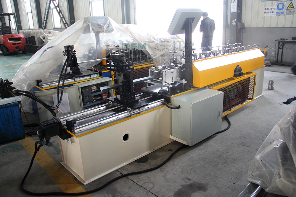 angle roll forming machine  (2).jpg