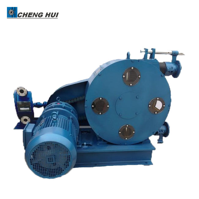 horse pump (2).jpg