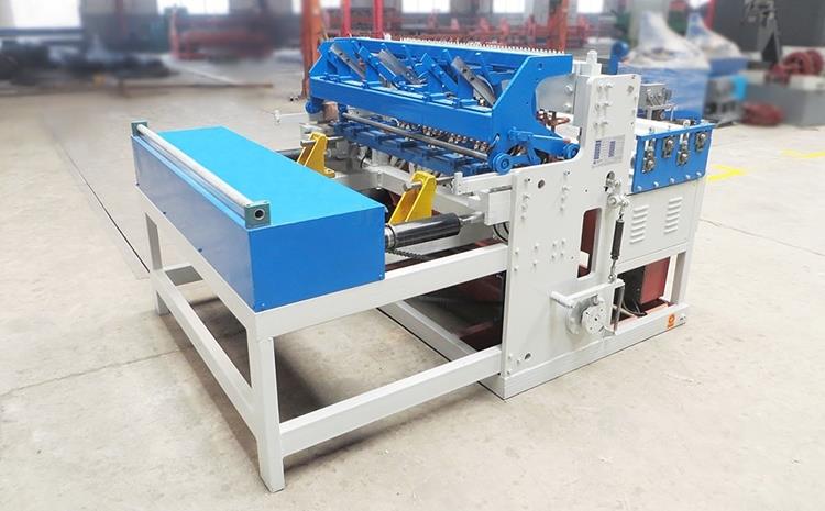 Best price electric steel automatic wire mesh welding machine in rolls