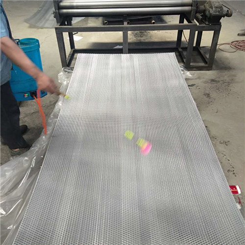 regular expanded metal (3).jpg regular expanded metal (3).jpg