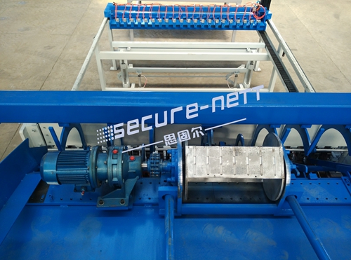 machine13.jpg machine13.jpg