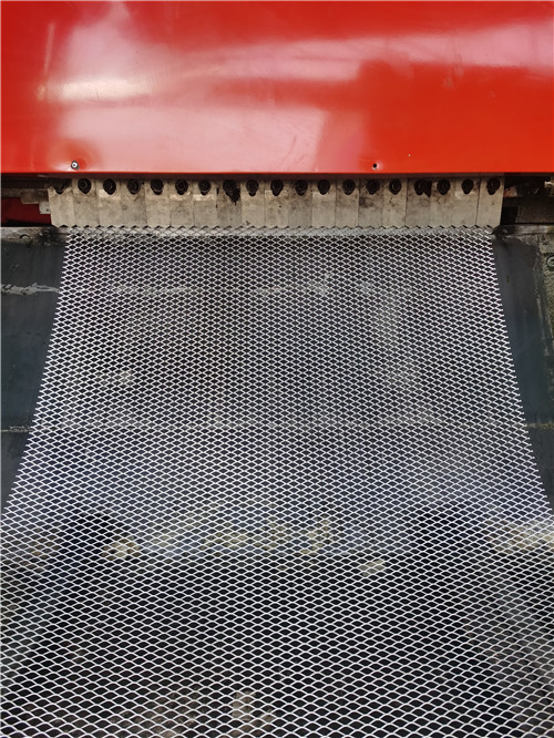 regular expanded metal (8).jpg