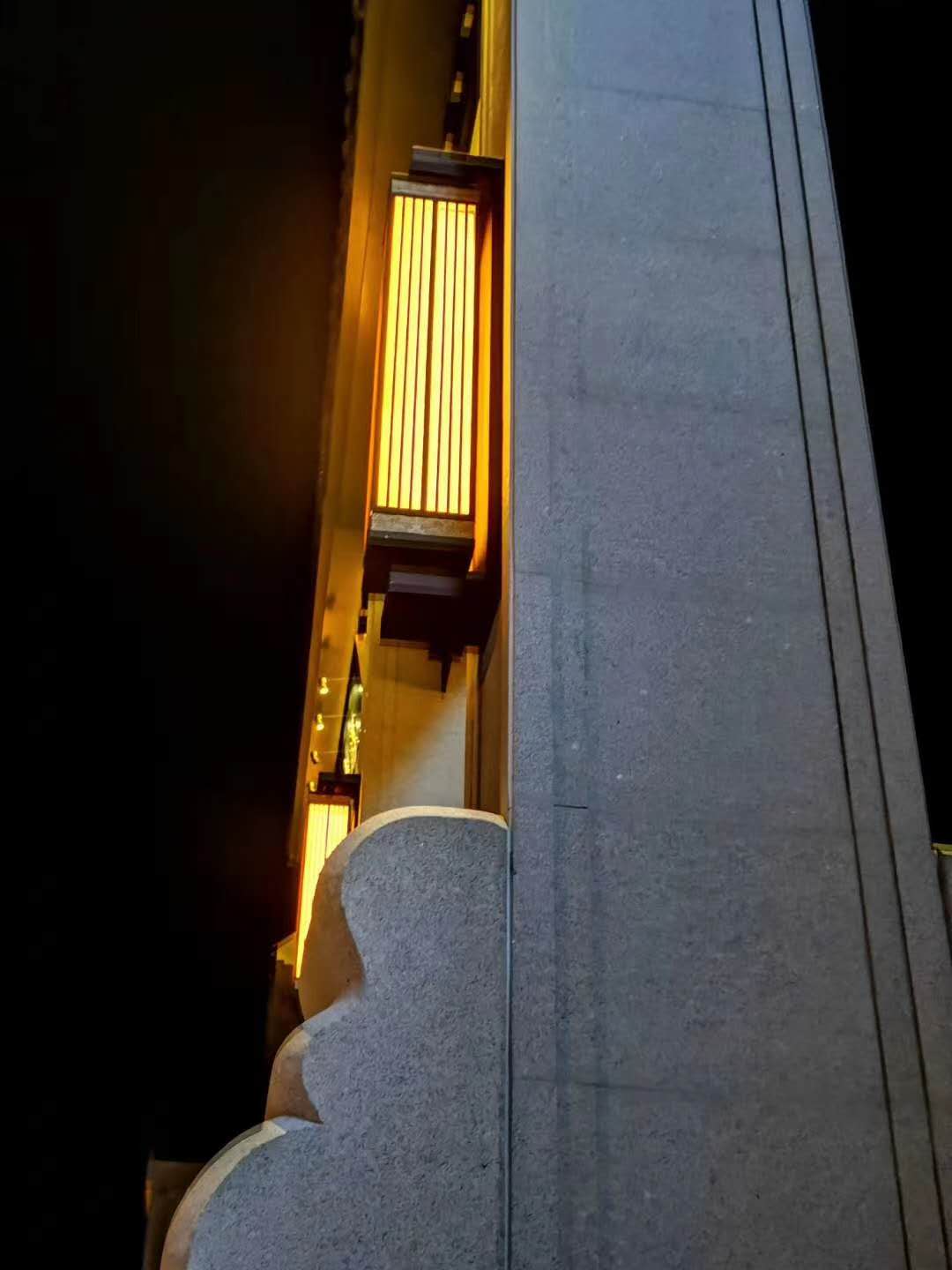 bollard33.jpg bollard33.jpg