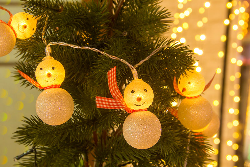 Warm White LED Snowman Light.png Warm White LED Snowman Light.png