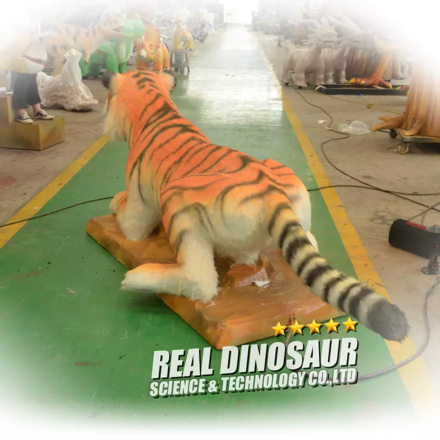 High quality Outdoor Playground Attractive Real Size Animatronic Tiger