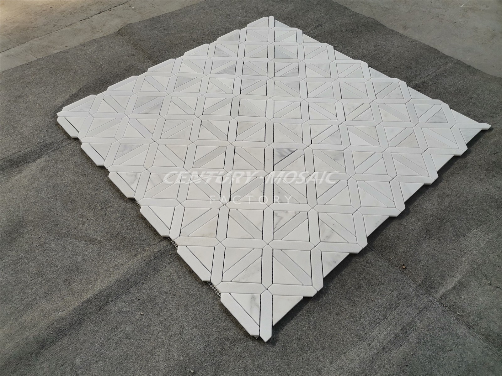 Statuary White & Biando Diamante Onyx Mosaic (5).jpg