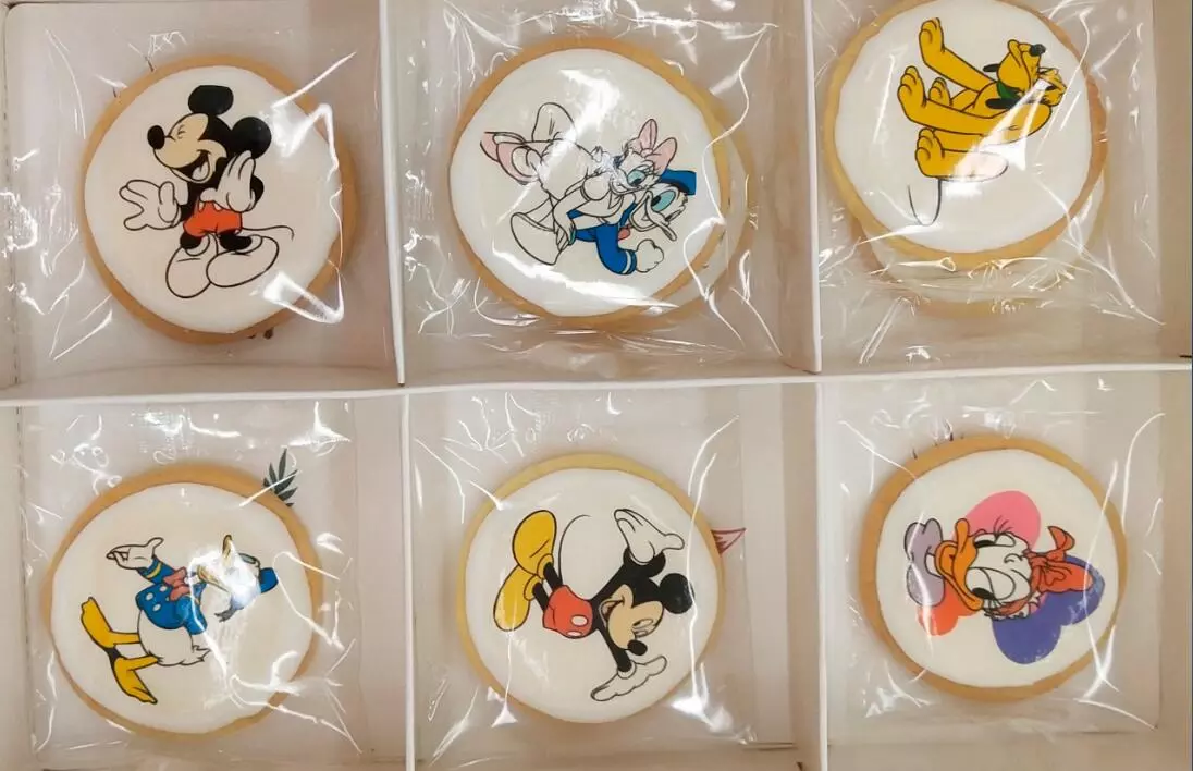 a new transparent edible film with color image printed for cookies topper better than icing sheet