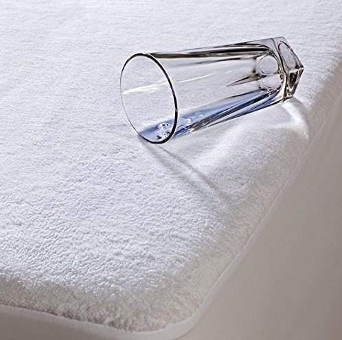 terry waterproof mattress protector-1.png
