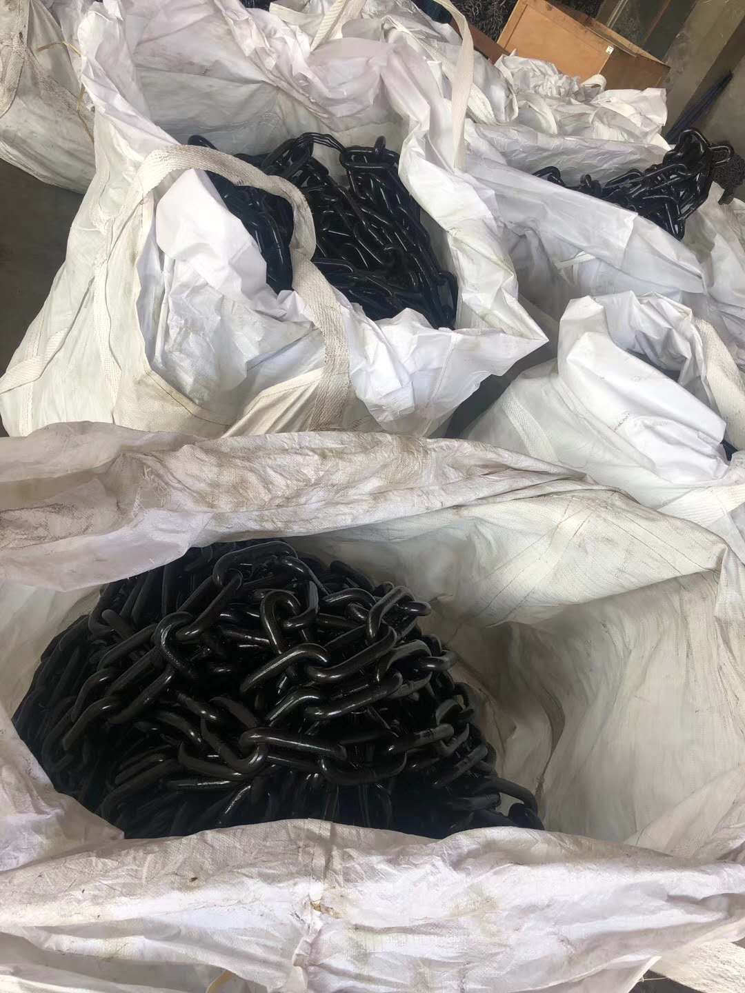 negro tipo cadena.jpg negro tipo cadena.jpg