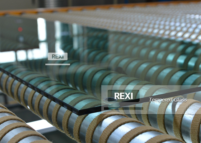 China tempered glass M1.JPG