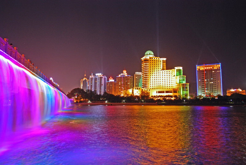 Nanhu Bridge Waterfall-2.jpg