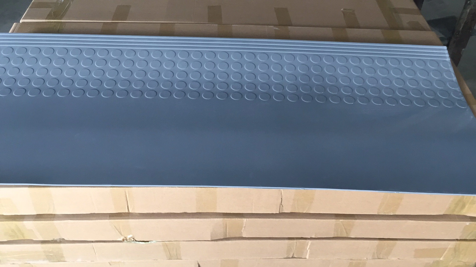 Wholesale popular factory price gym noise reduction rubber floor