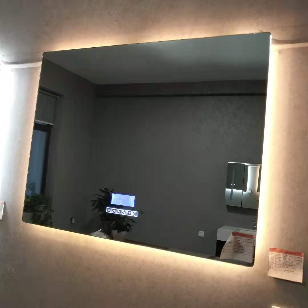 mirror with light.jpg mirror with light.jpg