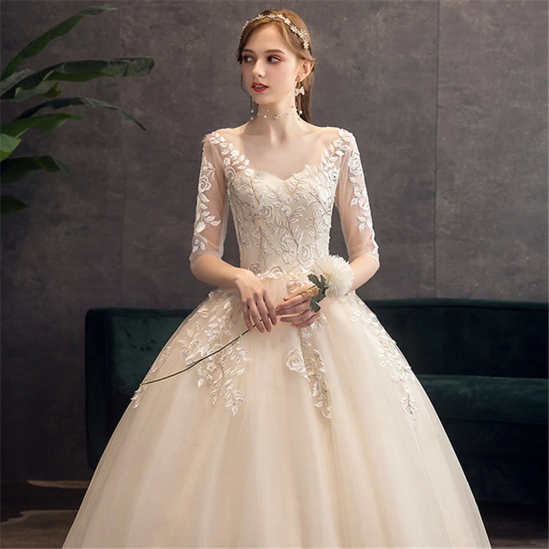 In-stock Fashion Styles Elegant Women Wedding dress Floor Length Vintage Applique Women Bridal Gown