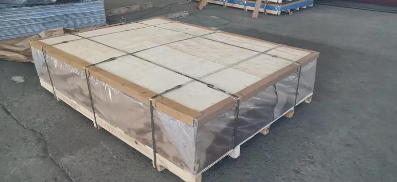 package-img