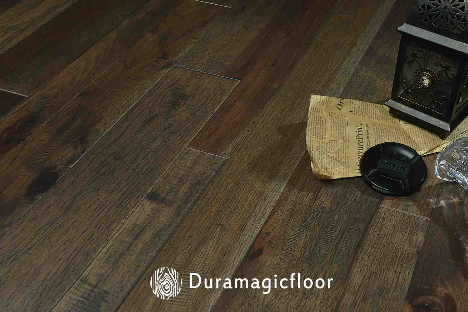 Hickory Solid Wood Flooring (1).jpg Hickory Solid Wood Flooring (1).jpg