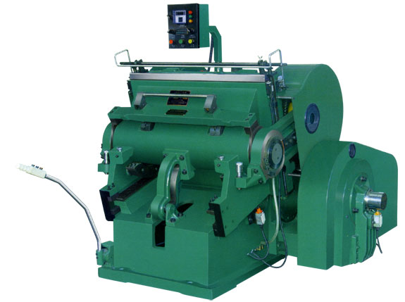 creasing and die cutting machine