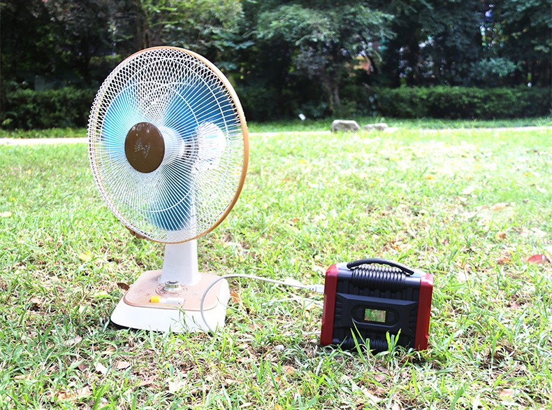 Model KST202 155Wh Portable Power Supply_5.jpg